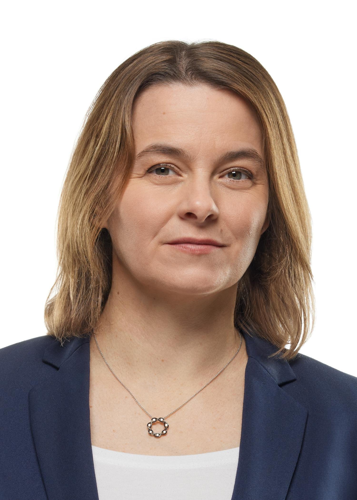 BELLEY-PERRON_JULIE_2300_Bio_2312